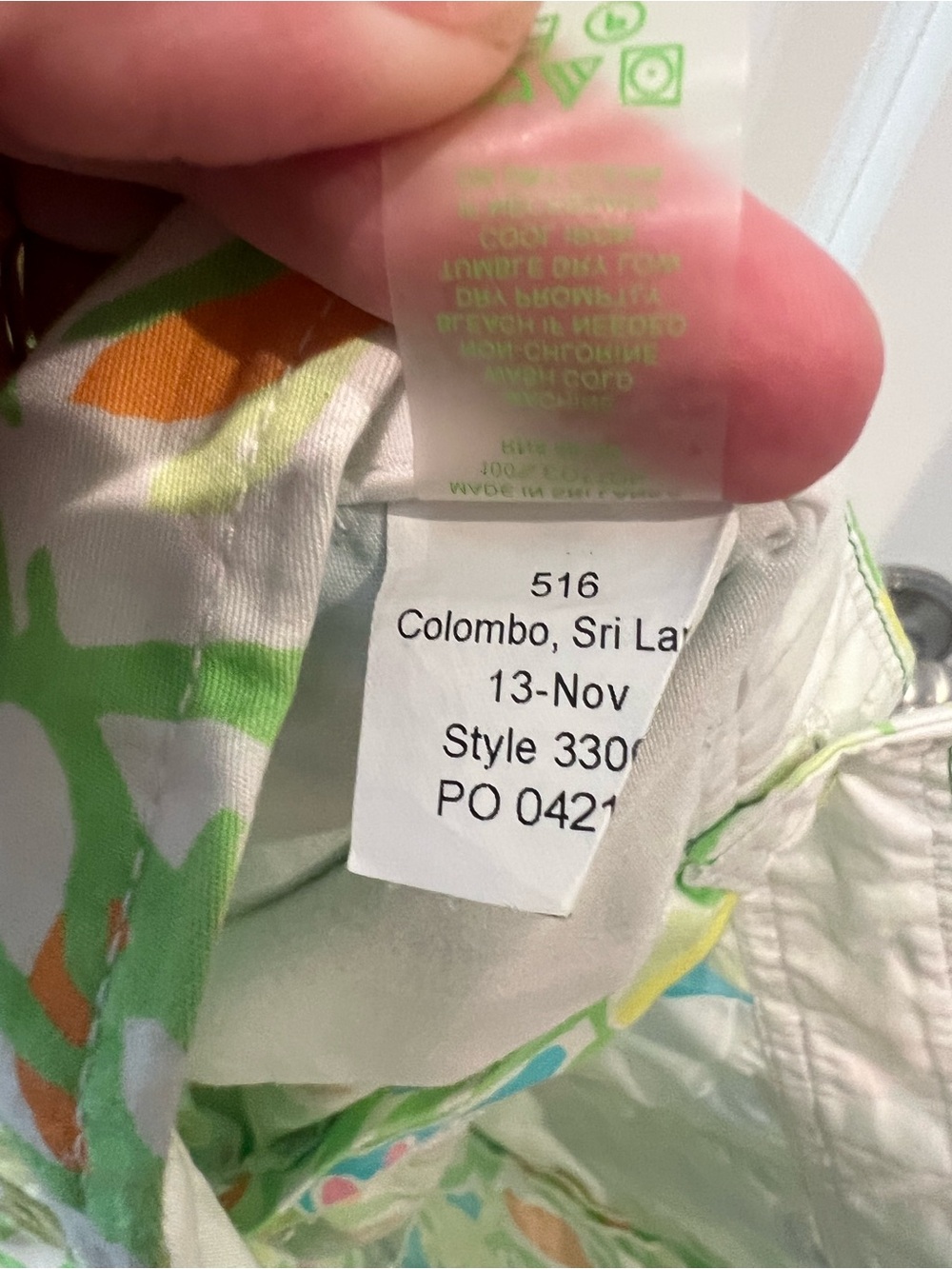 Lilly Pulitzer Scallop Hem Tropical Print Shorts Size 4 (The Buttercup Short) - Picture 4 of 16